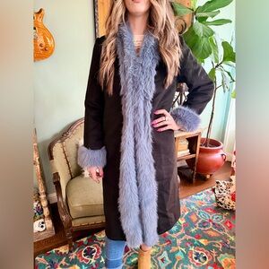 ❄️ Pretty Damage Faux Fur Trim Long Coat – Size Large
